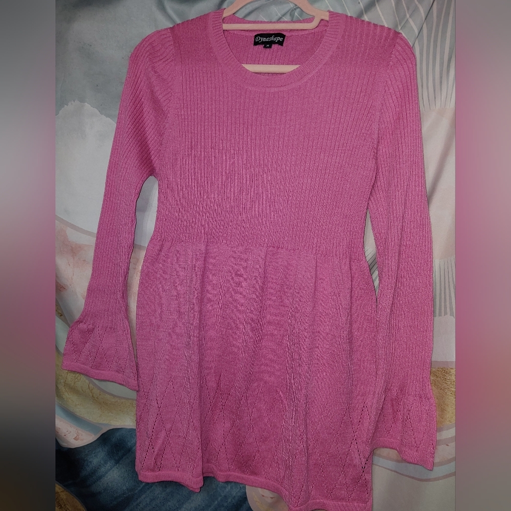 Dynashape pink sweater dress M